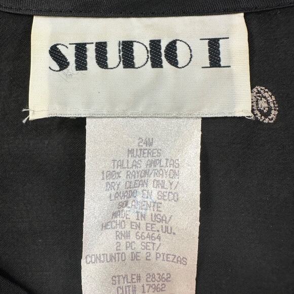 Studio I Vintage Sheer Cropped Blouse Womens 24W Black Dotted Long Sleeve Button - Picture 2 of 5